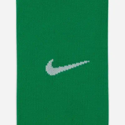chaussettes de football hautes nike matchfit vert fq8253 302