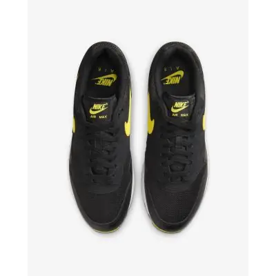 Mens black and yellow nike shoes sales