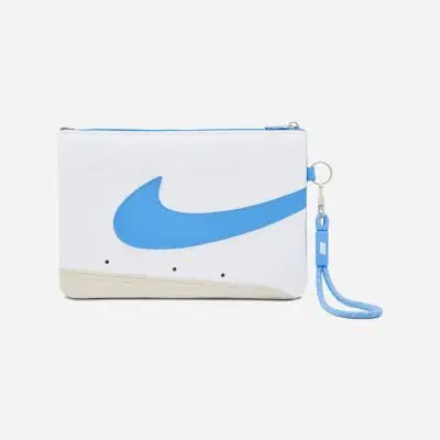 Nike small pouch deals