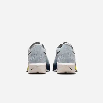 Nike ZoomX Vaporfly running shoes for men EKINSPORT