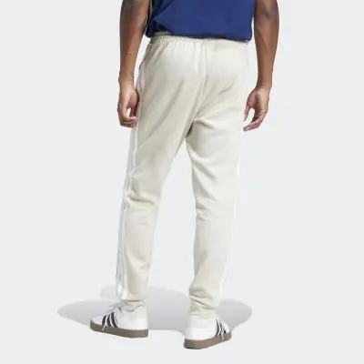 Bas de jogging adidas Essentials Beige Blanc pour Homme EKINSPORT