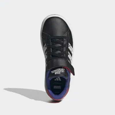 chaussures marvels spider man grand court adidas enfant