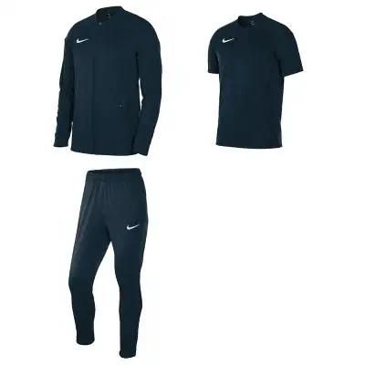 Ensemble de Training-Fitness Nike pour Homme. maillot, veste d'entraînement et pantalon d'entraînement.