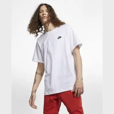 Men s Nike Sportswear Club 100 cotton T Shirt AR4997 101 White Black EKINSPORT
