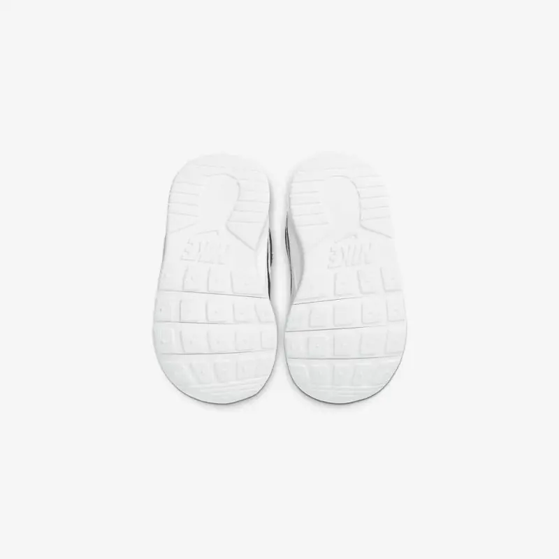 chaussures nike tanjun enfant bleu 818383 011 chaussures nike tanjun enfant bleu 818383 011