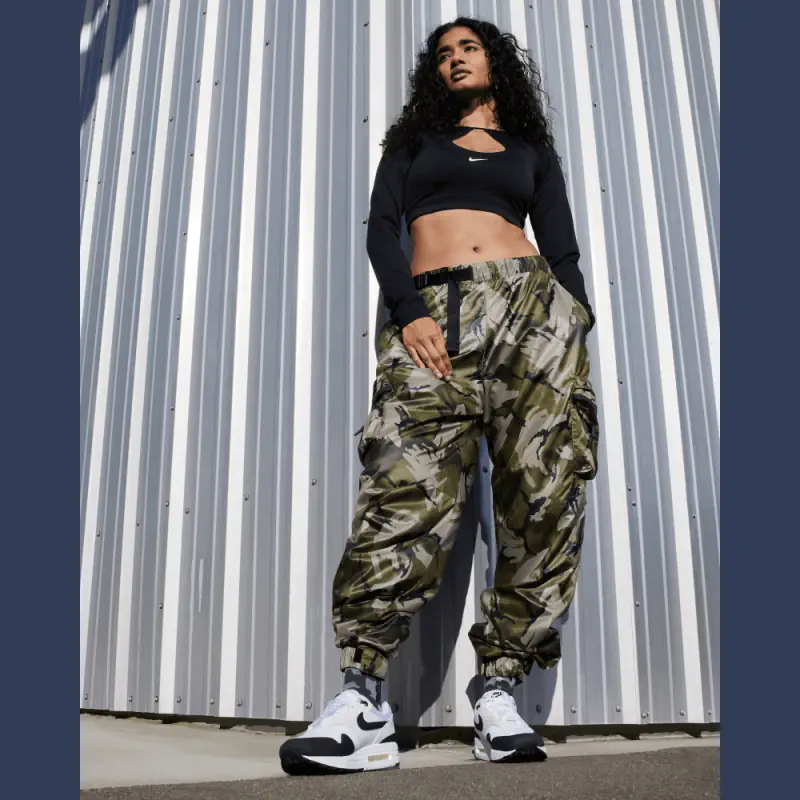 chaussures nike air max 1 87 blanc et noir femme dz2628 102