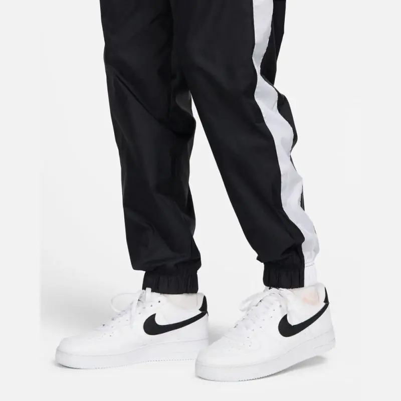 ensemble-de-survetement-tisse-a-capuche-nike-sportswear-pour-homme-bv3025-013 ensemble-de-survetement-tisse-a-capuche-nike-sportswear-pour-homme-bv3025-013