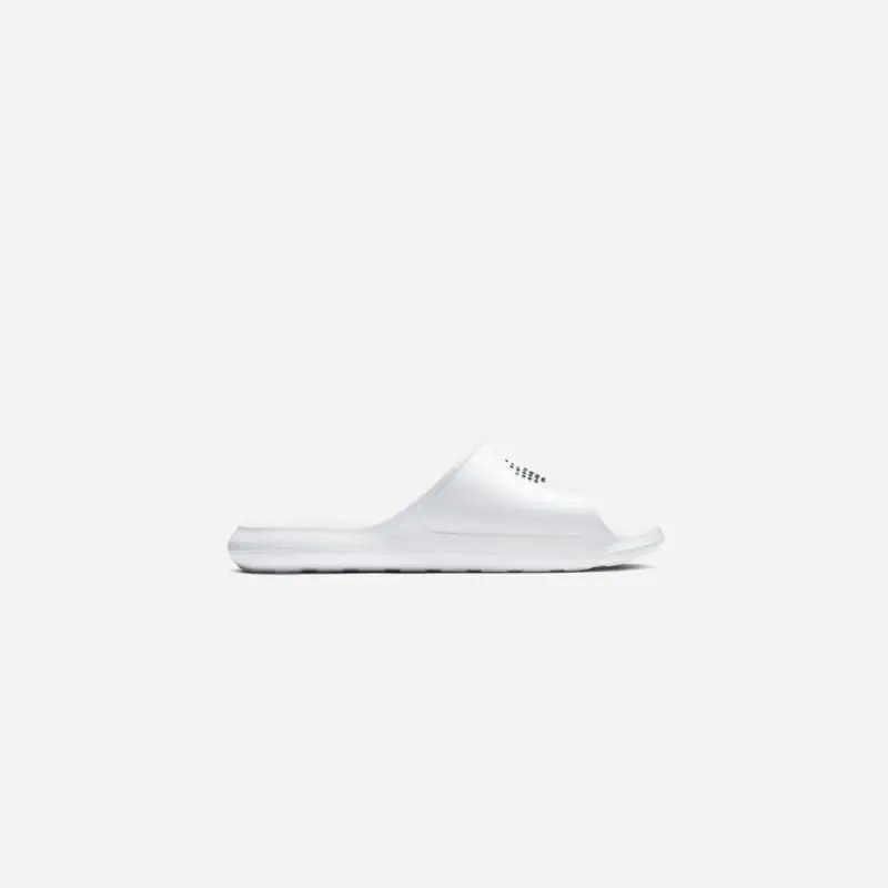 Claquettes Nike Victori One Blanc CZ5478-100 Claquettes Nike Victori One Blanc CZ5478-100