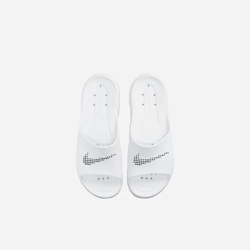 Claquettes Nike Victori One Blanc CZ5478-100 Claquettes Nike Victori One Blanc CZ5478-100