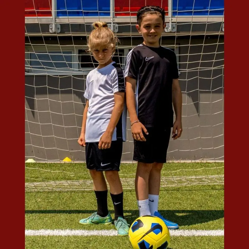 maillot multisports nike academy 23 pour enfant DR1343 010 maillot multisports nike academy 23 pour enfant DR1343 010
