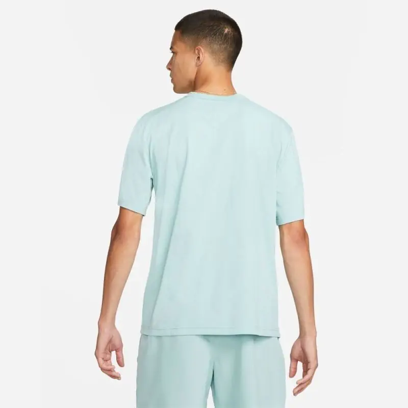 t shirt nike hyverse dri fit versatile vert homme dv9839 309 t shirt nike hyverse dri fit versatile vert homme dv9839 309