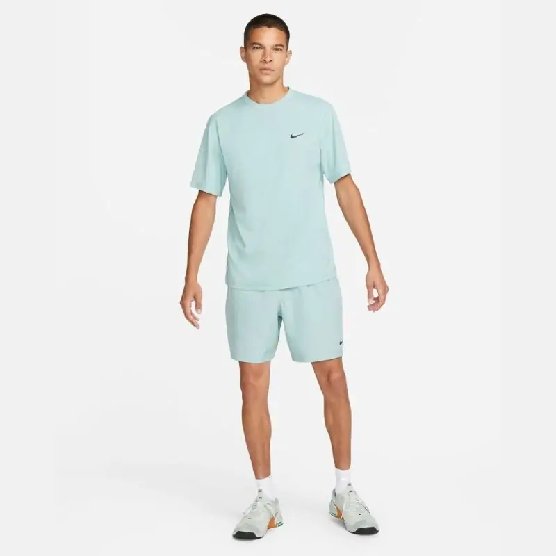 t shirt nike hyverse dri fit versatile vert homme dv9839 309 t shirt nike hyverse dri fit versatile vert homme dv9839 309