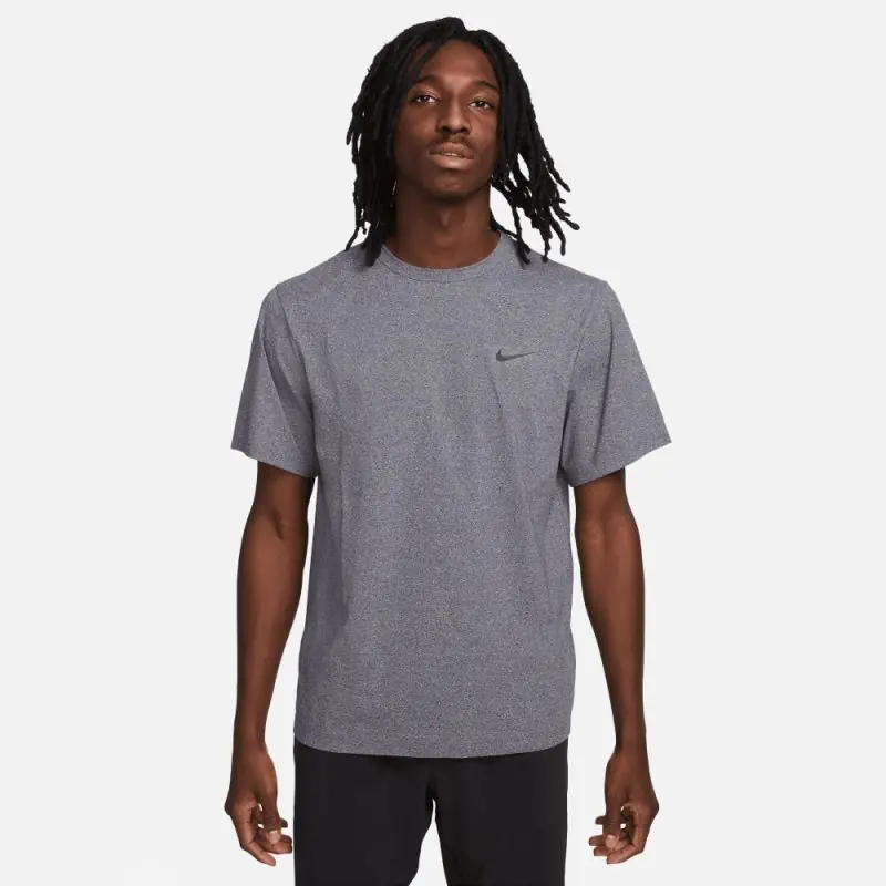 t shirt nike hyverse dri fit uv versatile homme dv9839 451 t shirt nike hyverse dri fit uv versatile homme dv9839 451