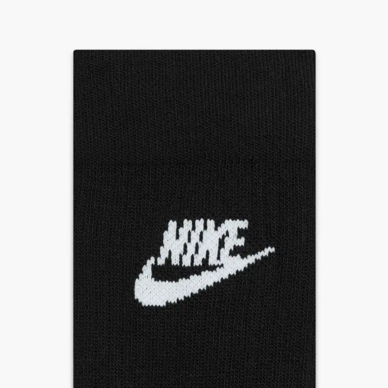chaussettes nike sportswear everyday essential DX5025 010 chaussettes nike sportswear everyday essential DX5025 010