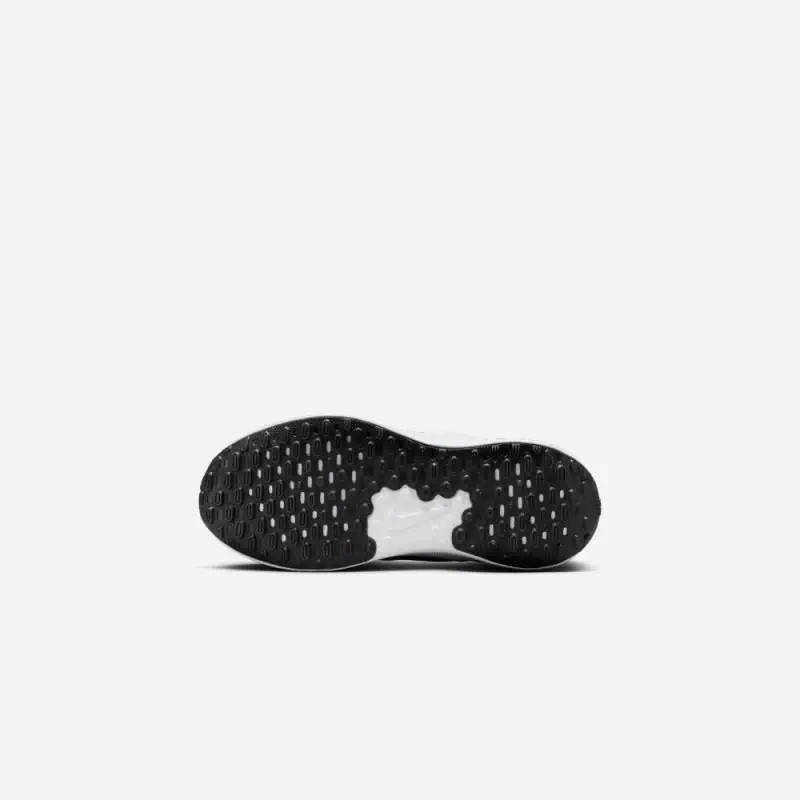 chaussures nike revolution noir enfant fb7690 003 chaussures nike revolution noir enfant fb7690 003