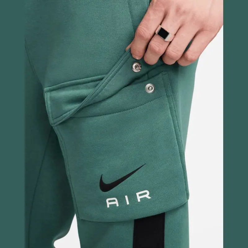 pantalon cargo nike sportswear air vert homme fn7693 361 pantalon cargo nike sportswear air vert homme fn7693 361
