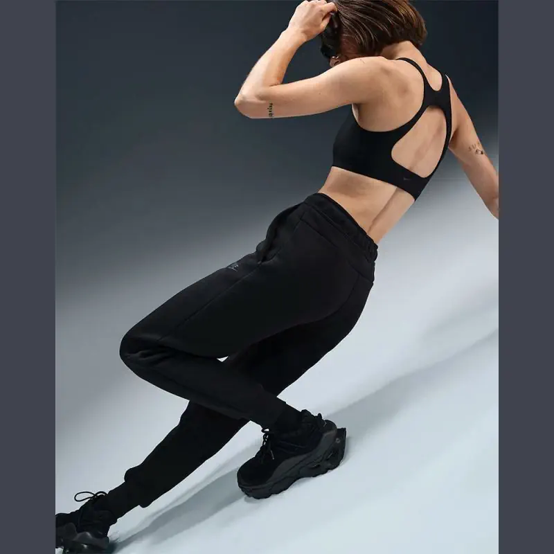 bas jogging nike sportswear tech fleece noir femme hv6779 010 bas jogging nike sportswear tech fleece noir femme hv6779 010