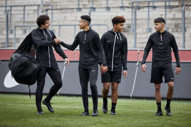 Vêtements Clubs Nike Football