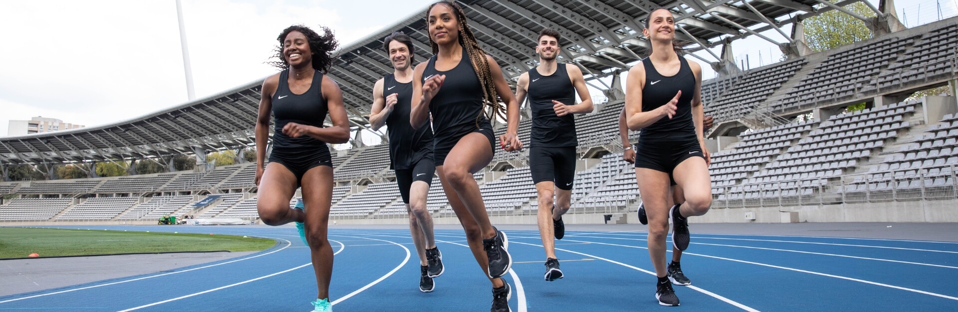 Nike-Laufausrüstung und -Outfits für Ihren Verein.