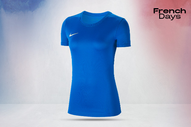 Vêtements Nike pour Femme en promo