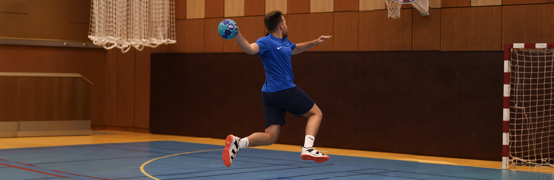 Equipements et tenues de handball Nike pour votre club