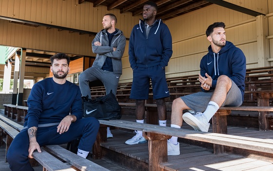 ensembles sport et lifestyle nike et adidas