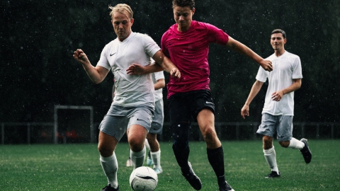 tenues de football nike adidas