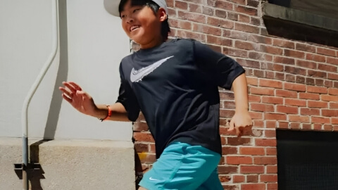 t-shirts nike pour enfant