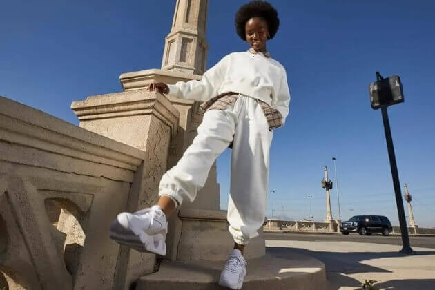 Vêtements Nike en promo pour Femme