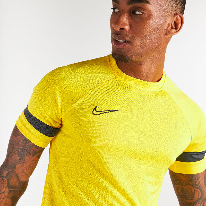 Maillot et polo Nike Academy 21