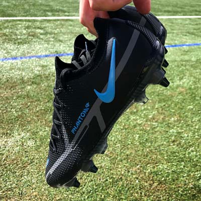 Nouvelle gamme de crampons Phantom et Mercurial